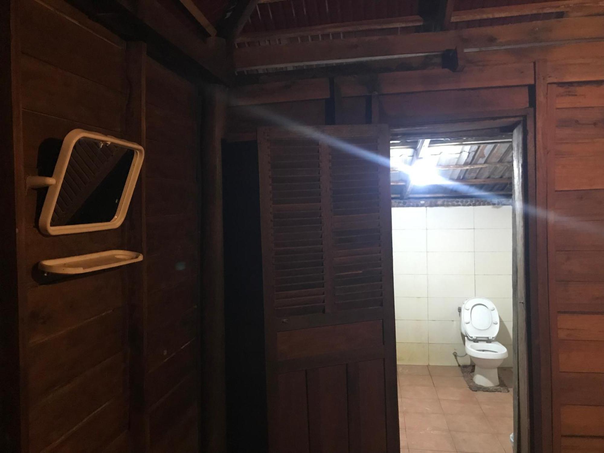 Hostel Naks Shack Koh Ta Kiev Exterior foto